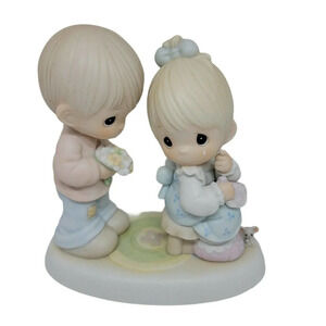 PRECIOUS MOMENTS FIGURINES "My Love Blooms for You" Girl and Boy Holding Flowers